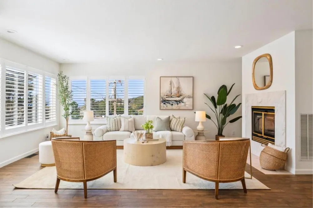 293 Piedmont Avenue Pacifica, CA 94044