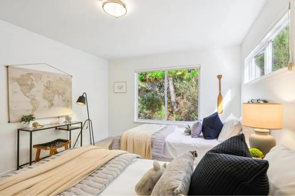 293 Piedmont Avenue Pacifica, CA 94044