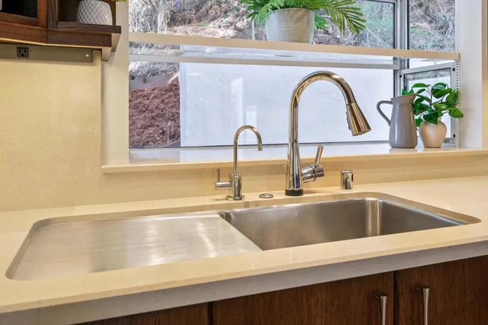 293 Piedmont Avenue Pacifica, CA 94044