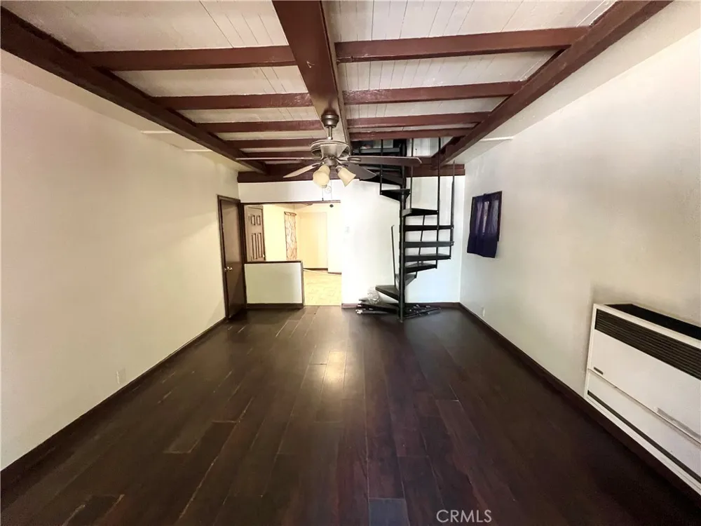 22821 Azalia Lane Crestline, CA 92325