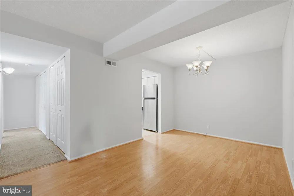 7600 TREMAYNE PLACE #203 Mclean, VA 22102