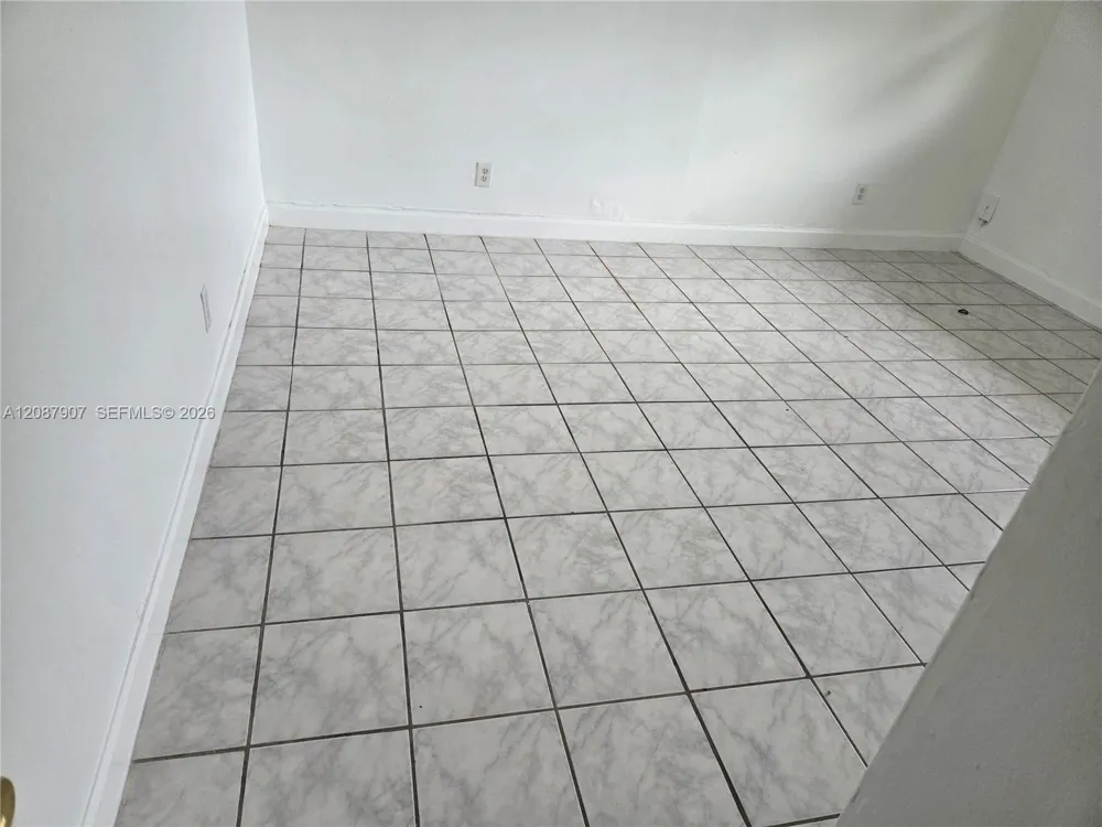 6147 Arthur St #2 Hollywood, FL 33024