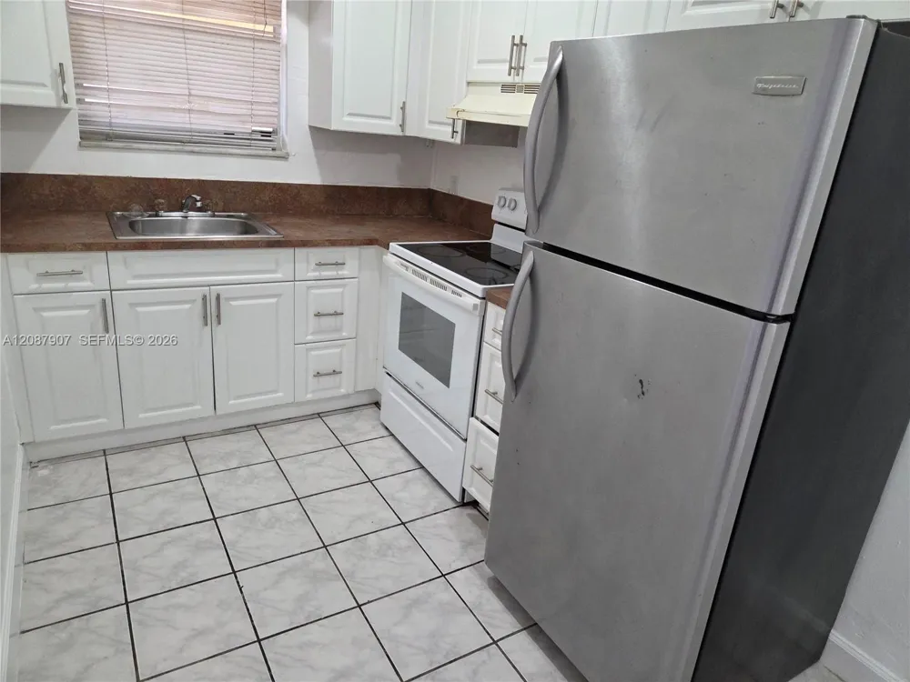 6147 Arthur St #2 Hollywood, FL 33024