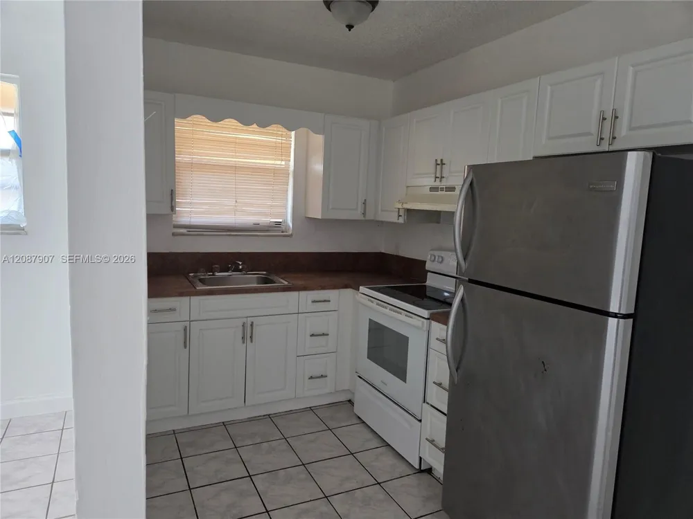 6147 Arthur St #2 Hollywood, FL 33024