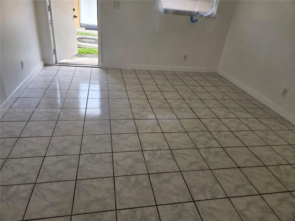 6147 Arthur St #2 Hollywood, FL 33024