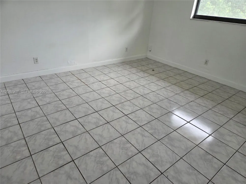 6147 Arthur St #2 Hollywood, FL 33024