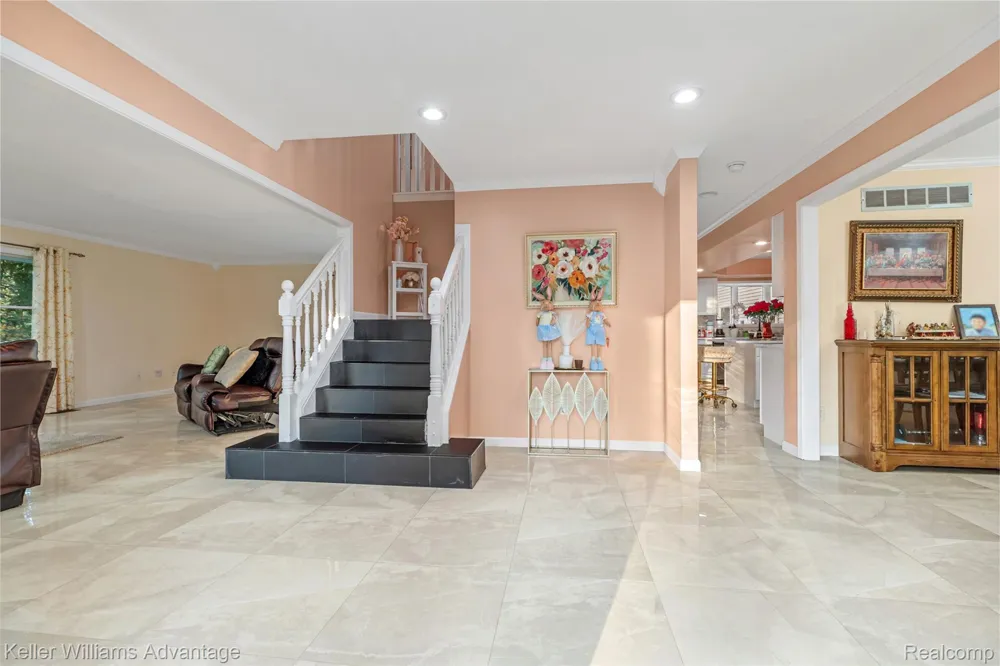 22627 Otter Road Huron Charter Township, MI 48164