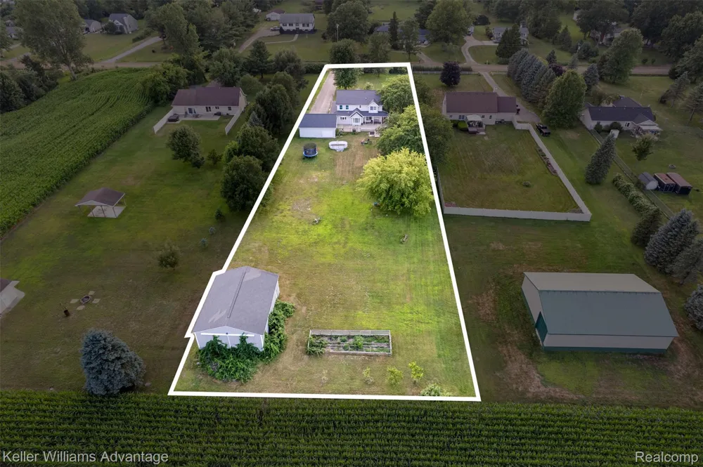 22627 Otter Road Huron Charter Township, MI 48164