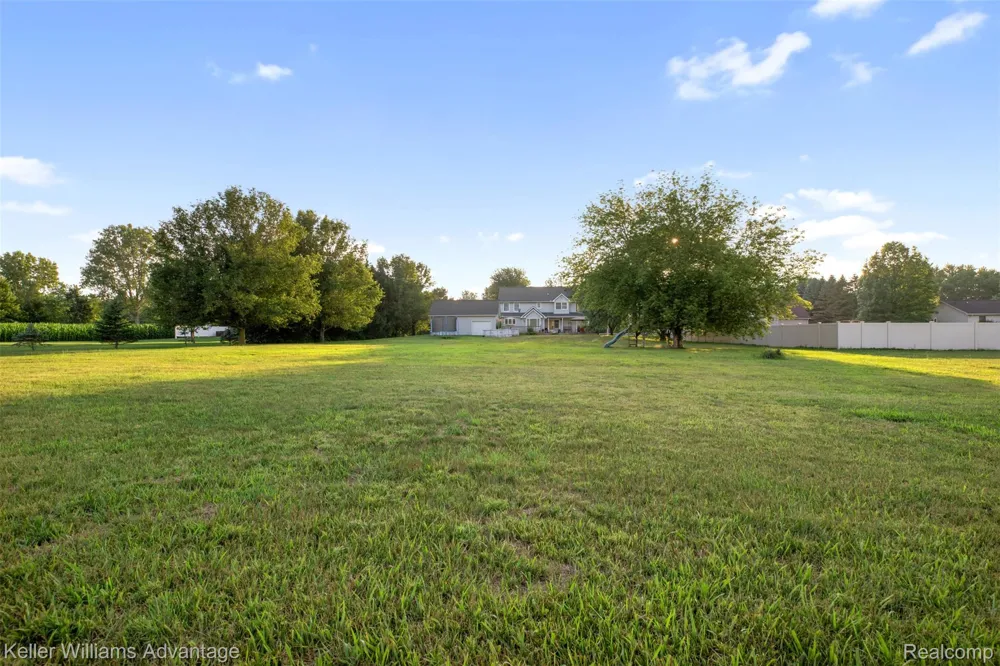 22627 Otter Road Huron Charter Township, MI 48164