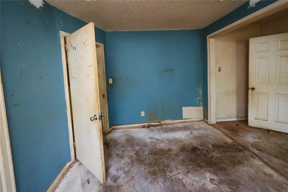 2824 Harlan Drive Atlanta, GA 30344