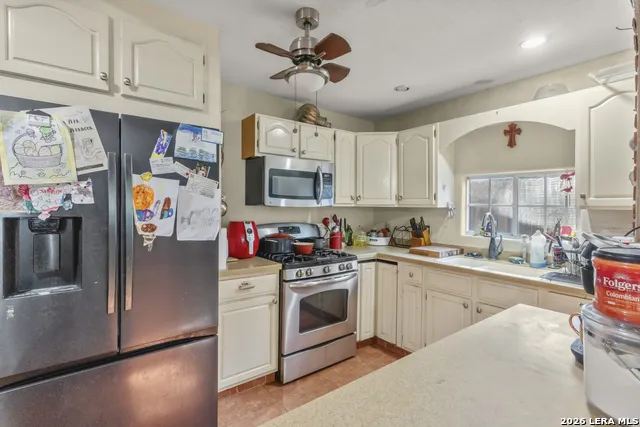 147 Gazel San Antonio, TX 78213