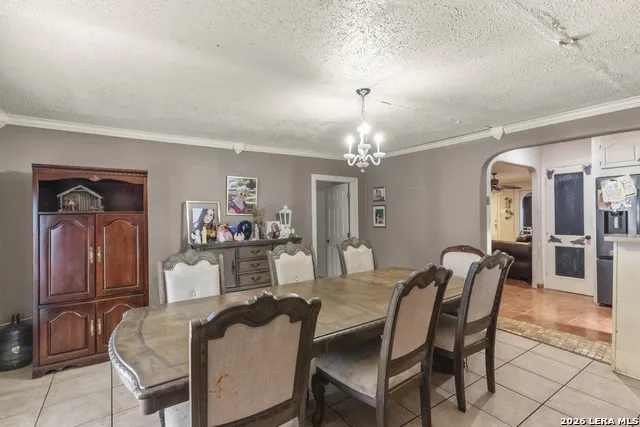 147 Gazel San Antonio, TX 78213