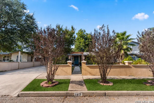 147 Gazel San Antonio, TX 78213