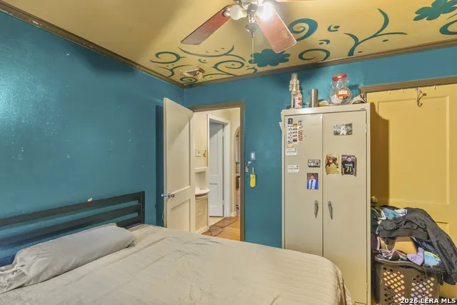 147 Gazel San Antonio, TX 78213