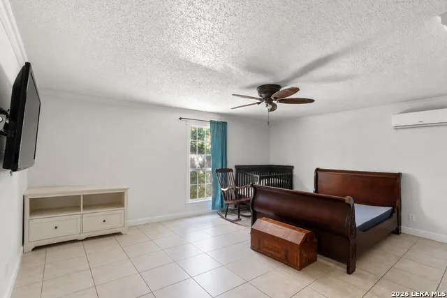 147 Gazel San Antonio, TX 78213
