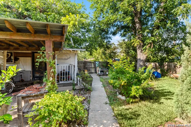 147 Gazel San Antonio, TX 78213
