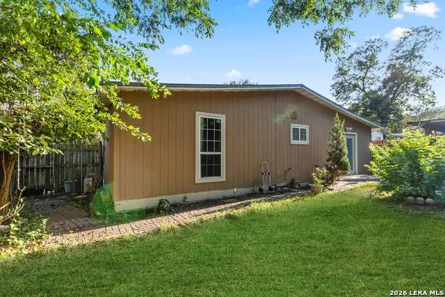 147 Gazel San Antonio, TX 78213