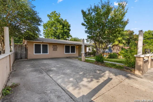 147 Gazel San Antonio, TX 78213