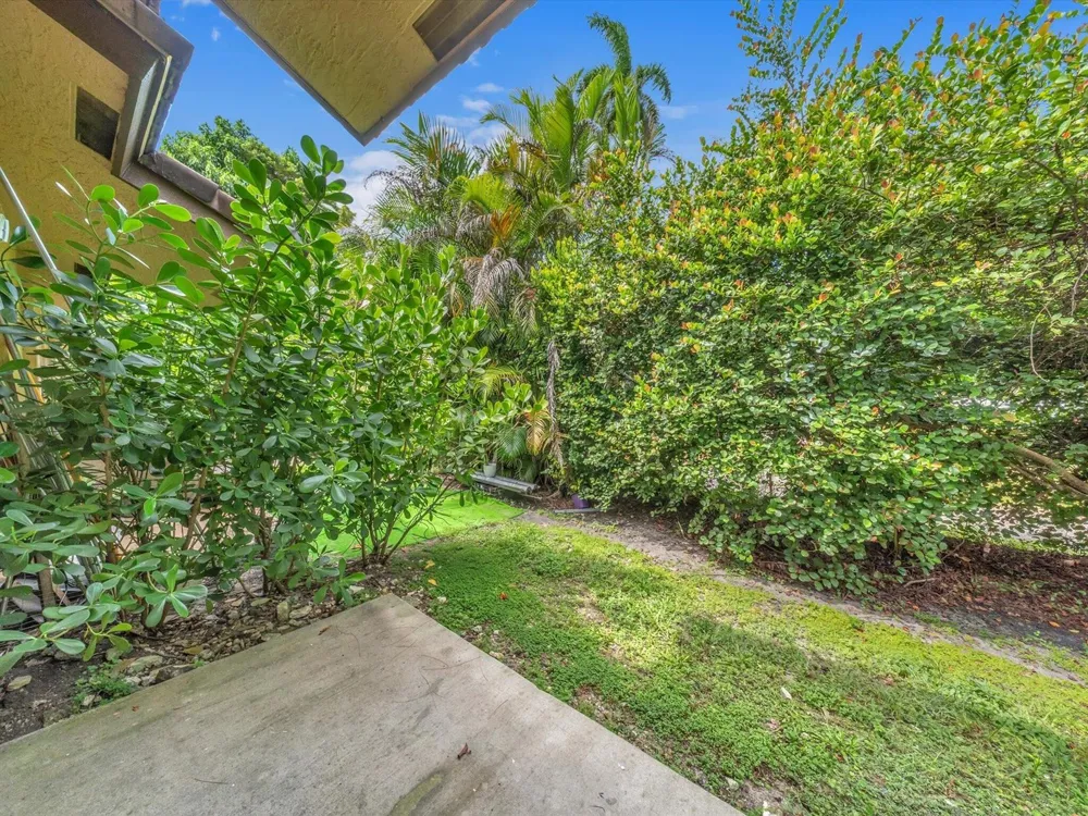 6149 GARDEN COURT Davie, FL 33314