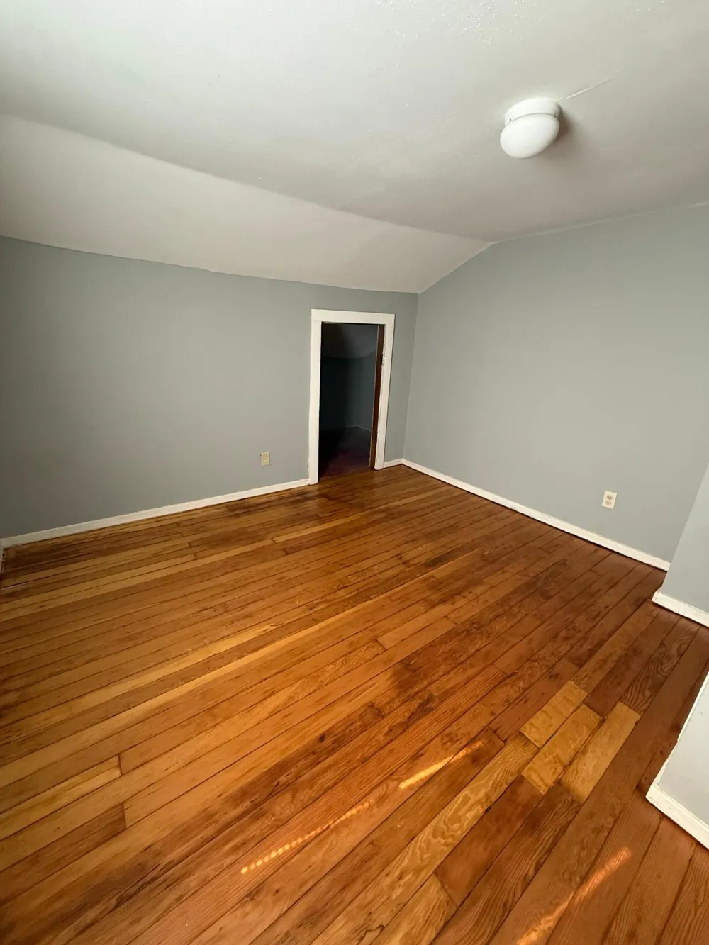 2439 15th Avenue S Minneapolis, MN 55404