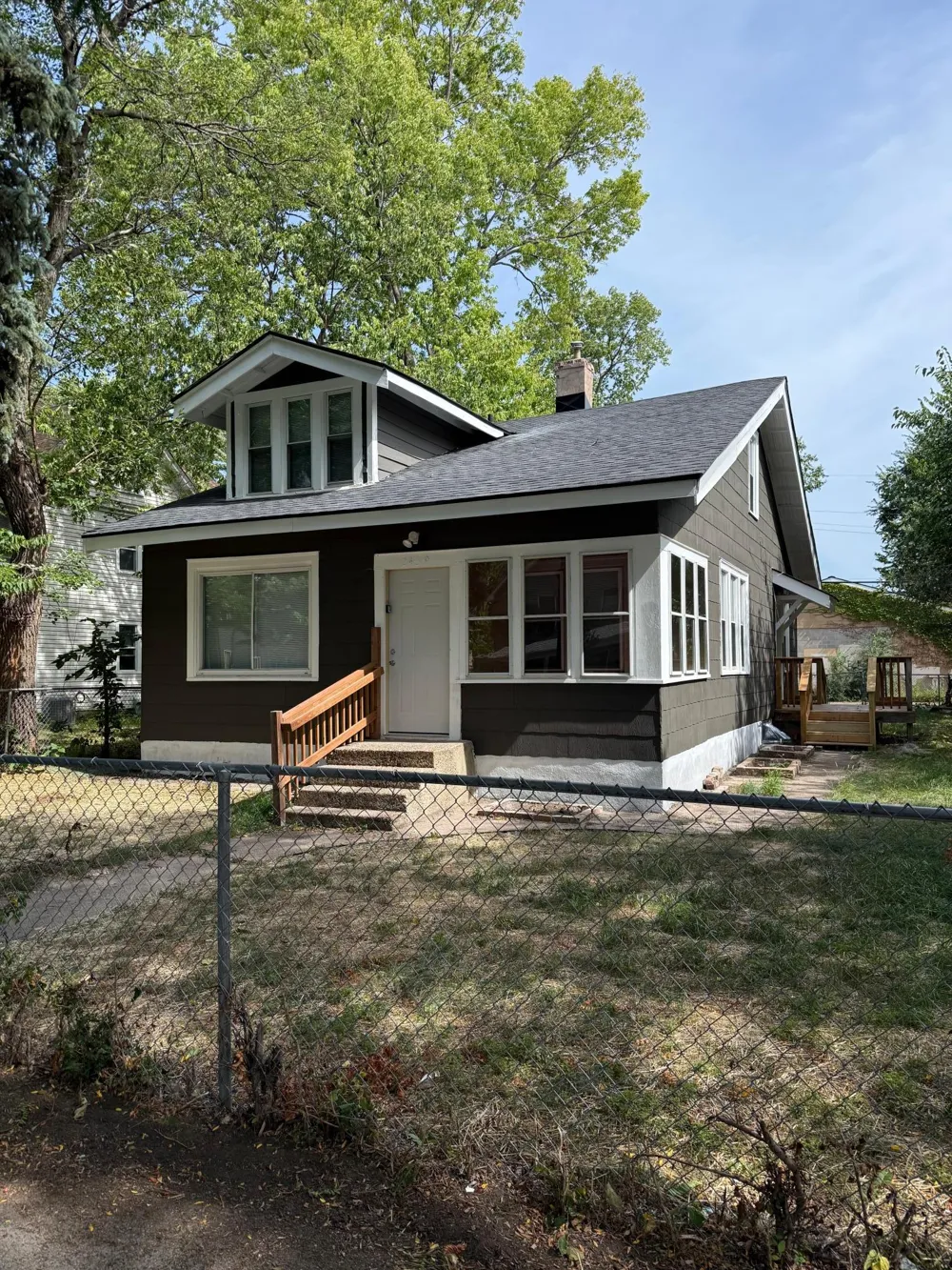 2439 15th Avenue S Minneapolis, MN 55404