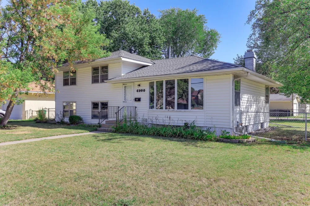 6900 Toledo Avenue Brooklyn Center, MN 55429