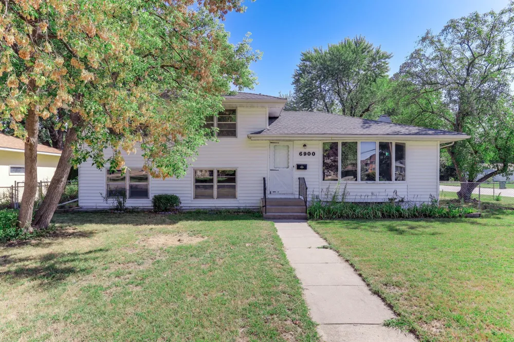6900 Toledo Avenue Brooklyn Center, MN 55429