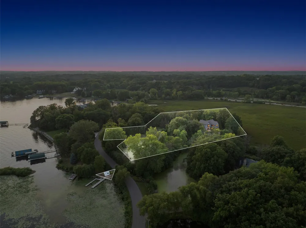 1070 Ferndale Road W Wayzata, MN 55391