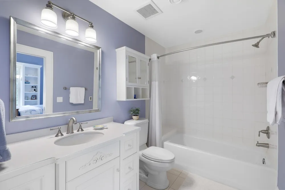 1070 Ferndale Road W Wayzata, MN 55391
