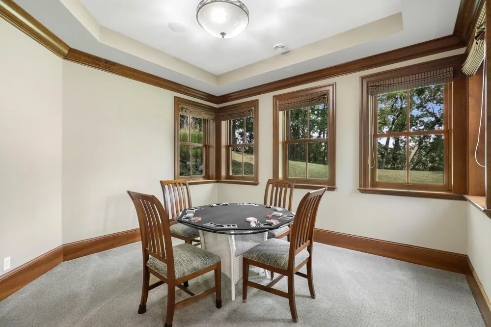 1070 Ferndale Road W Wayzata, MN 55391