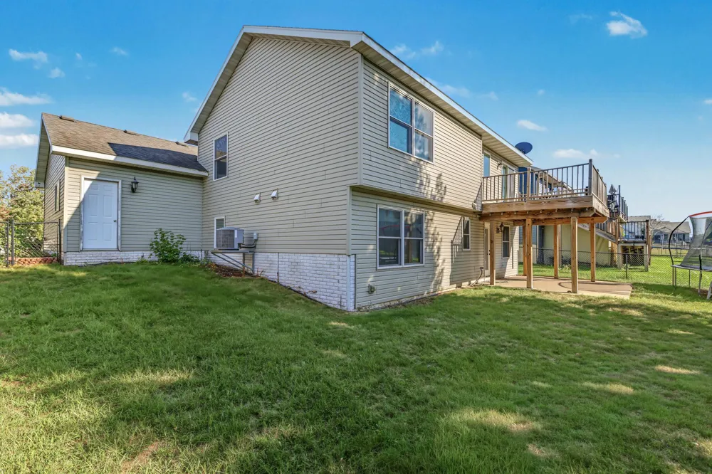 43 Nicholas Way Hudson, WI 54016