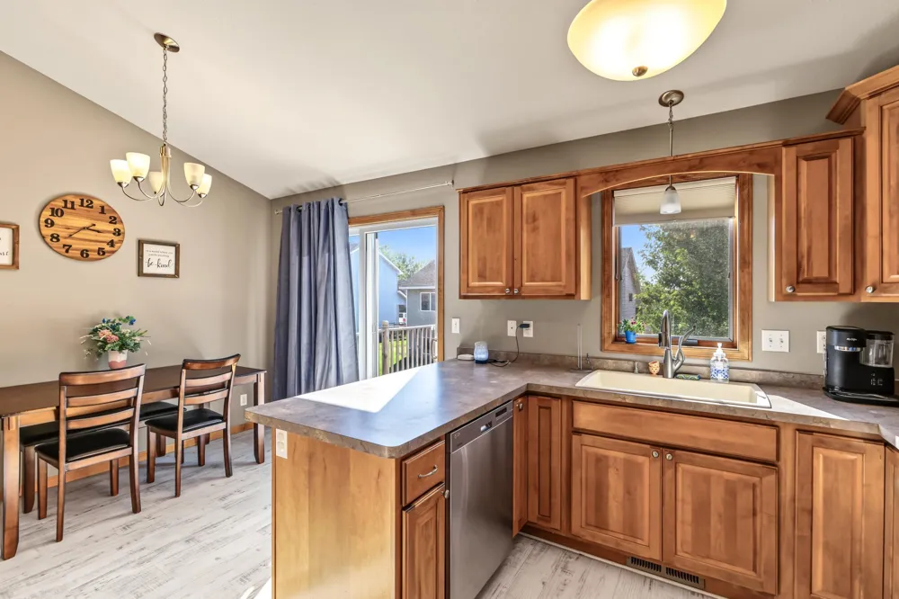 43 Nicholas Way Hudson, WI 54016