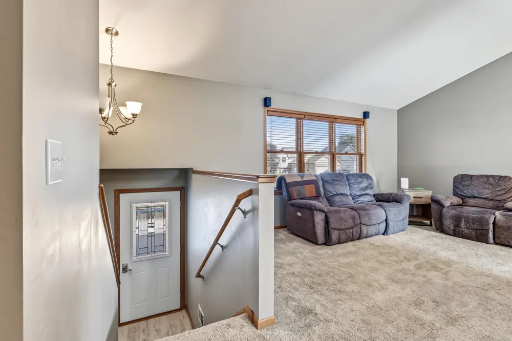 43 Nicholas Way Hudson, WI 54016