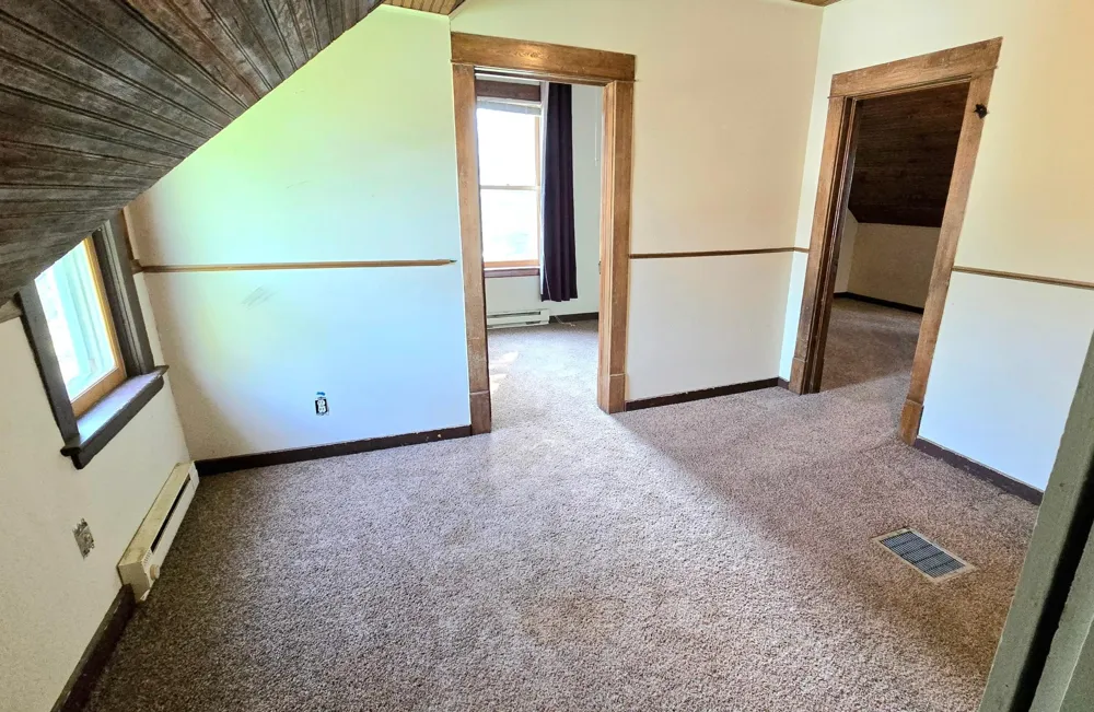 125 4th Avenue SE Clearbrook, MN 56634