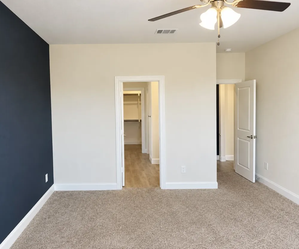 11109 Gold Pan Trail Aubrey, TX 76227