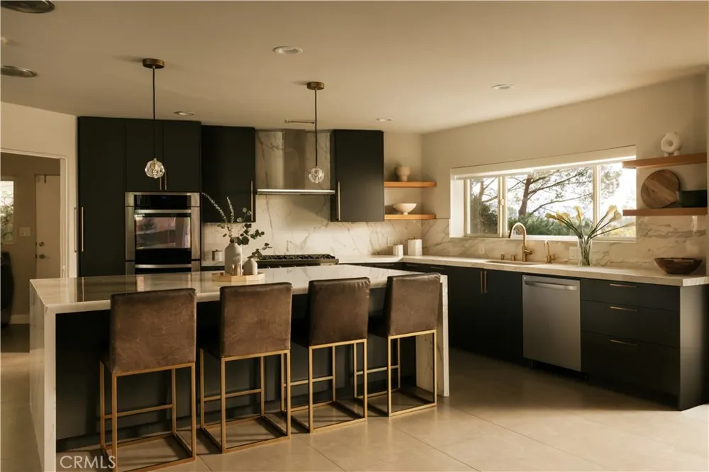 4173 Regal Oak Encino, CA 91436