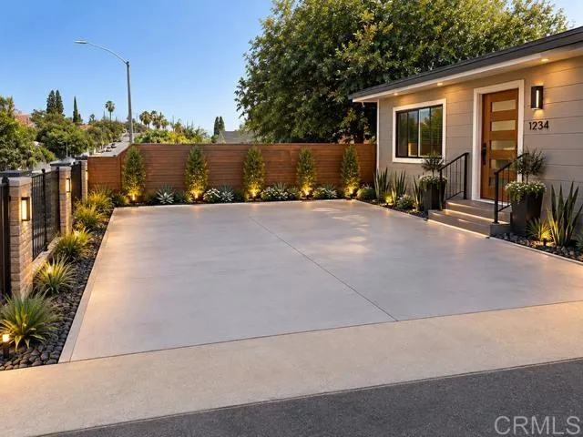 619 E 3rd Avenue Escondido, CA 92025