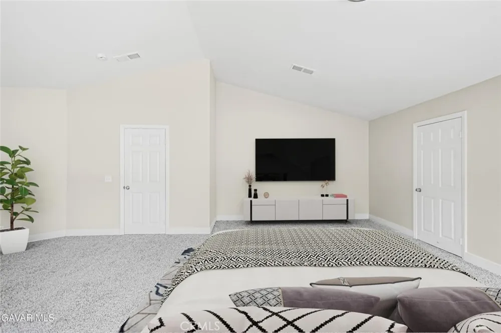 8546 Calva Street Leona Valley, CA 93551