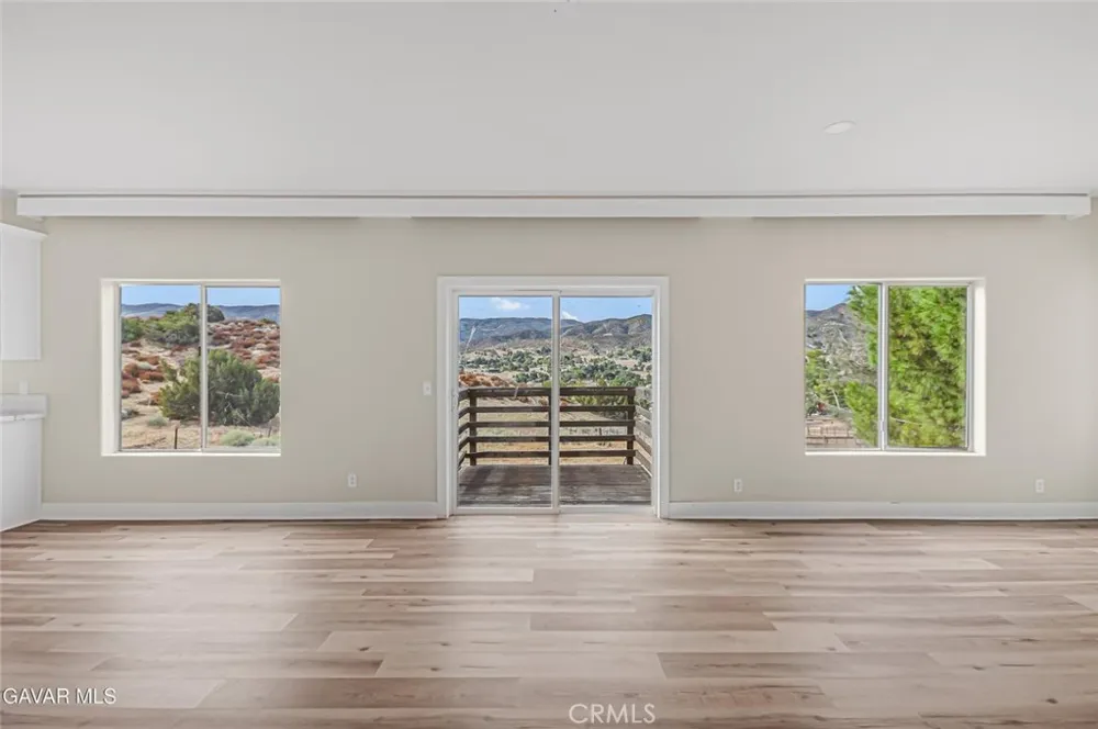 8546 Calva Street Leona Valley, CA 93551