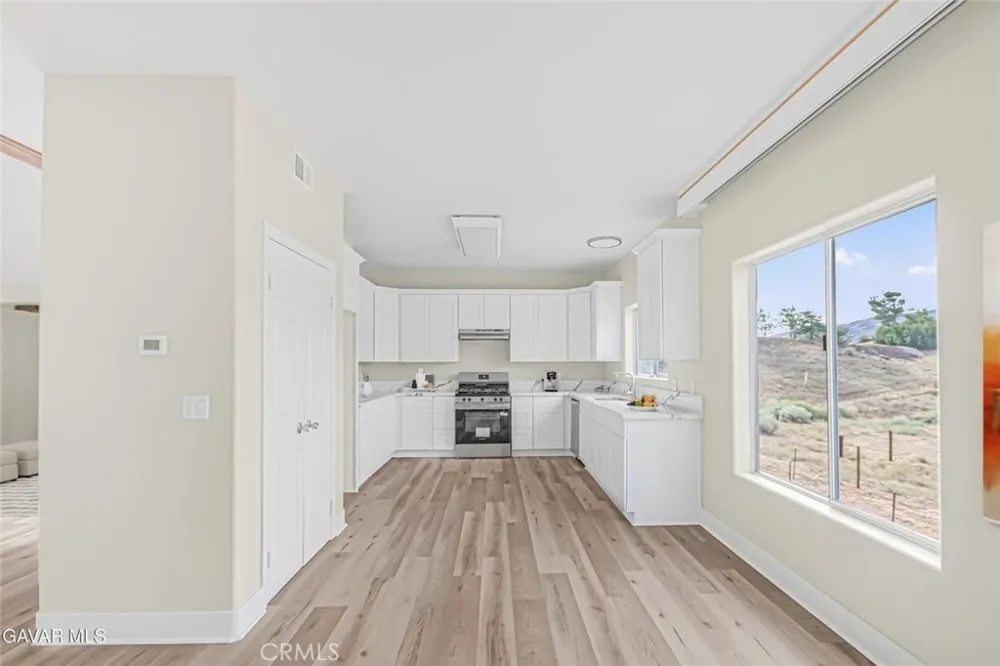 8546 Calva Street Leona Valley, CA 93551