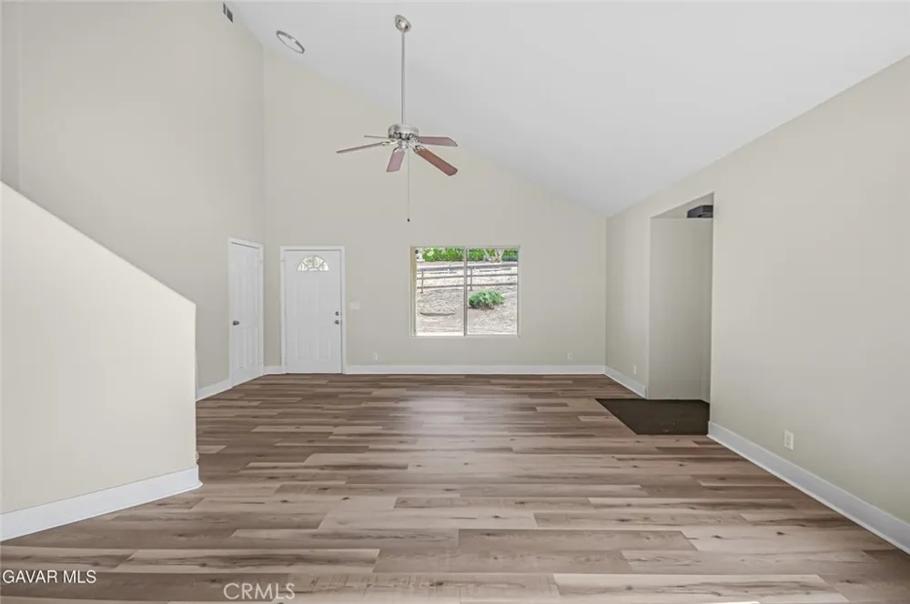 8546 Calva Street Leona Valley, CA 93551
