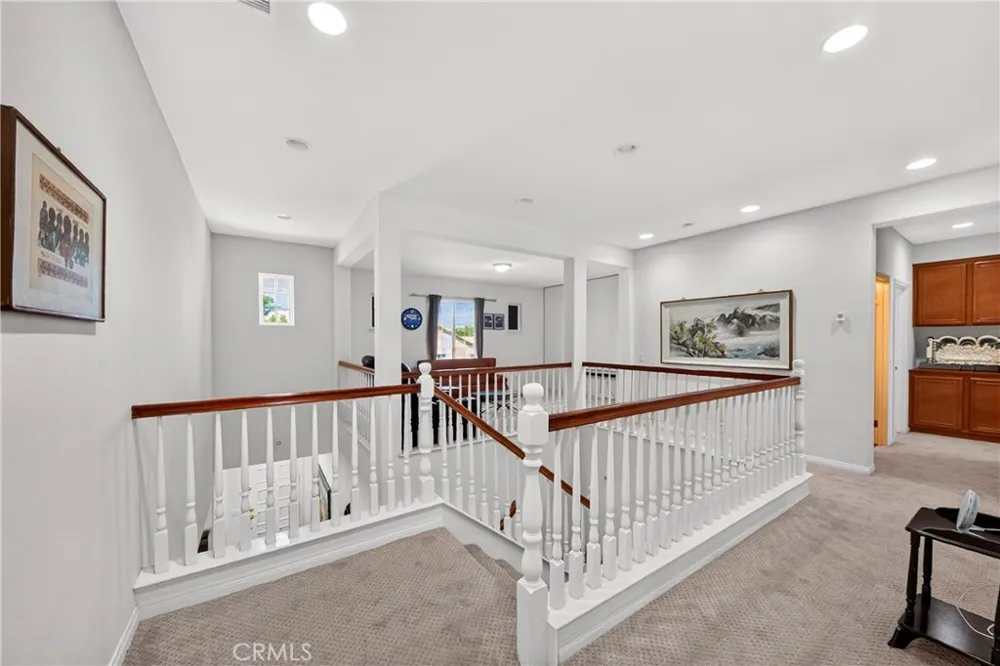 8122 River Bluffs Eastvale, CA 92880