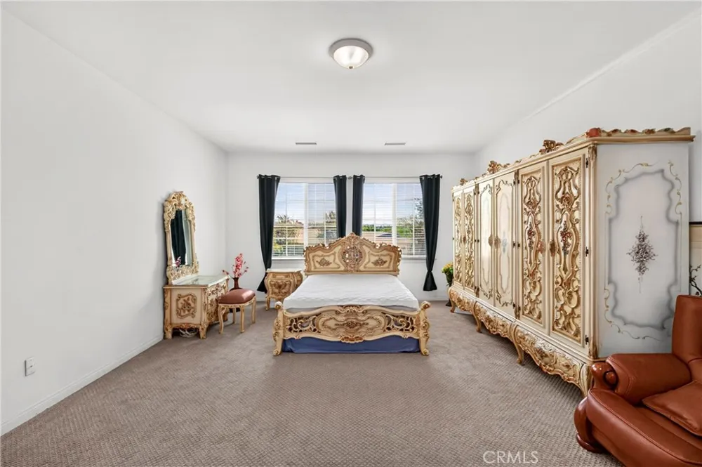 8122 River Bluffs Eastvale, CA 92880