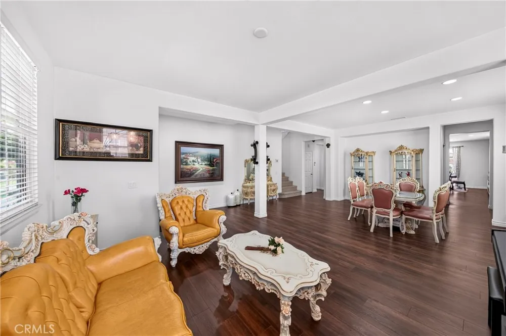 8122 River Bluffs Eastvale, CA 92880