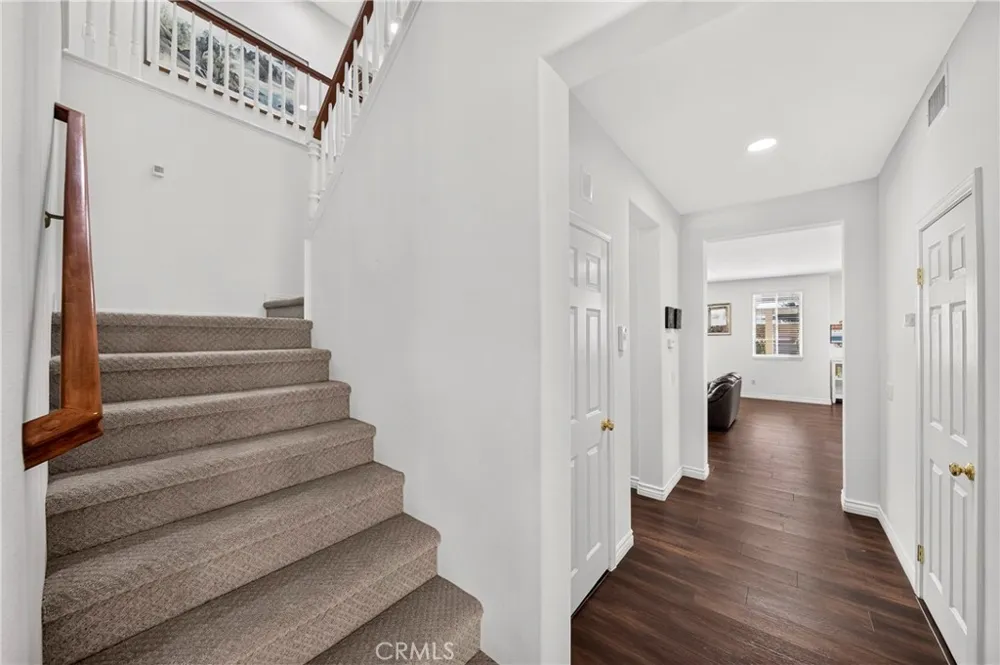 8122 River Bluffs Eastvale, CA 92880