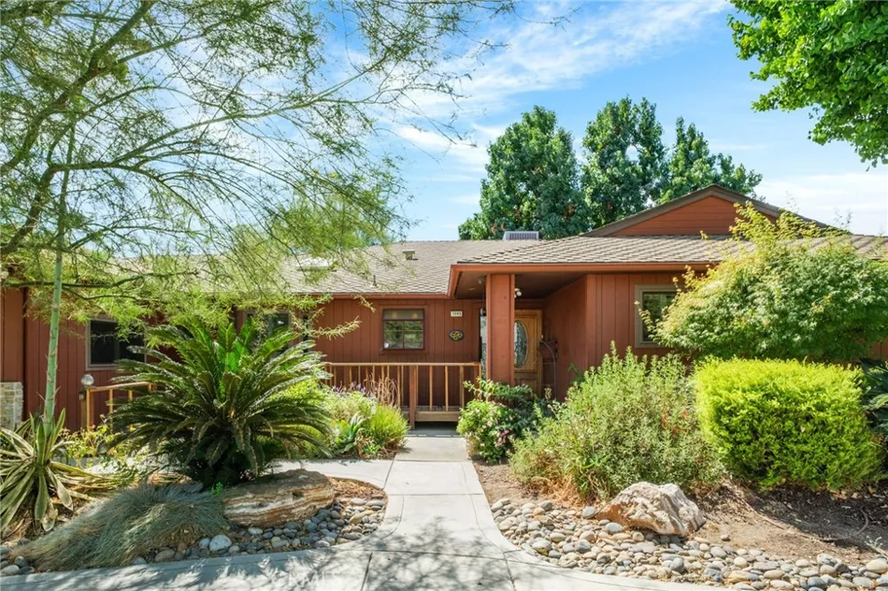 1545 E Calimyrna Fresno, CA 93710