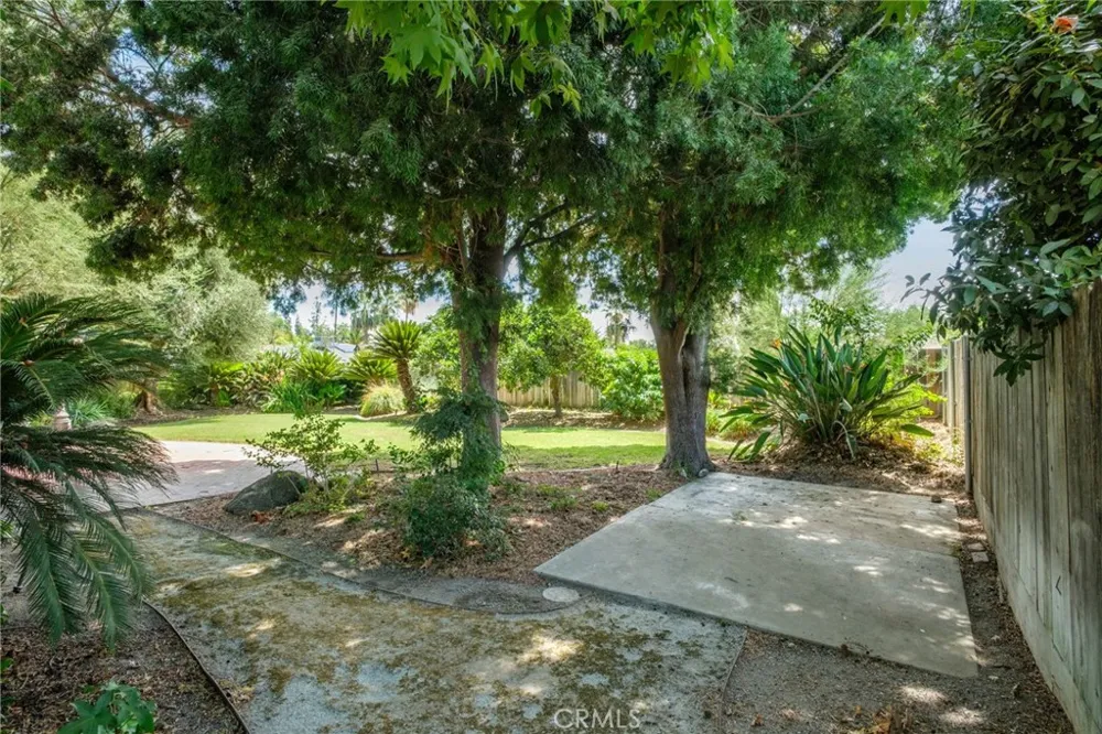 1545 E Calimyrna Fresno, CA 93710