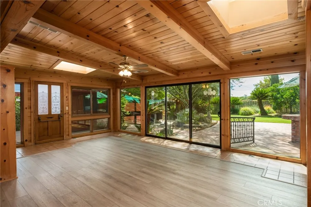 1545 E Calimyrna Fresno, CA 93710
