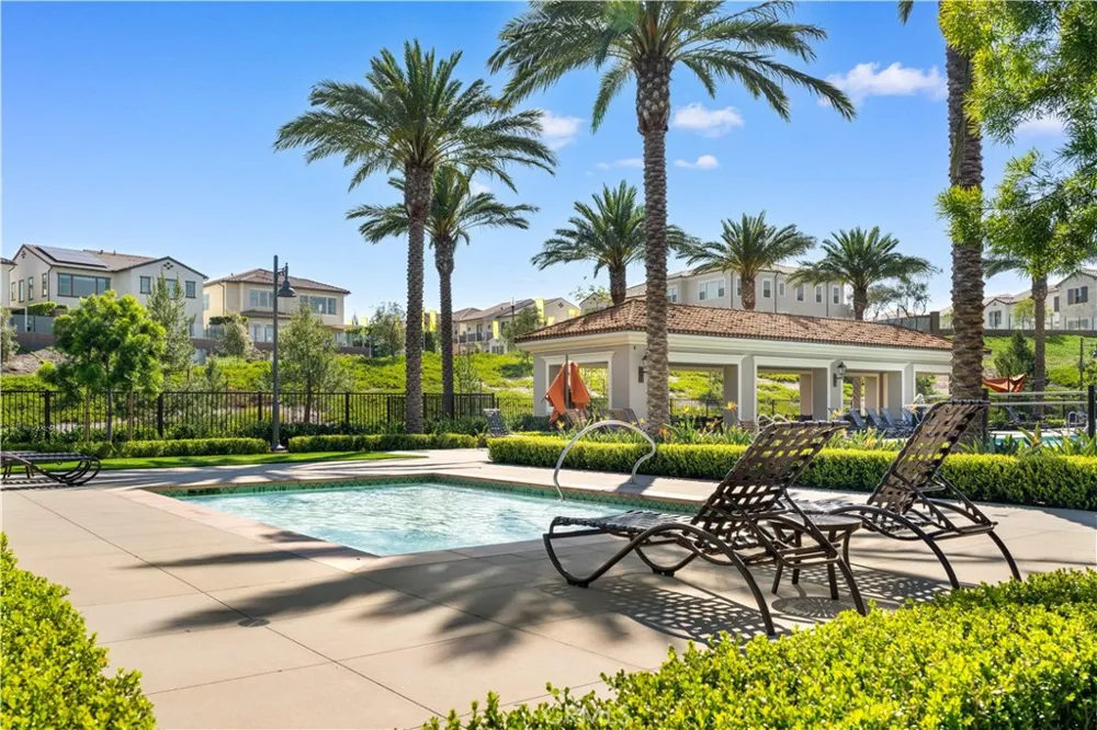 317 Brimwood Irvine, CA 92618