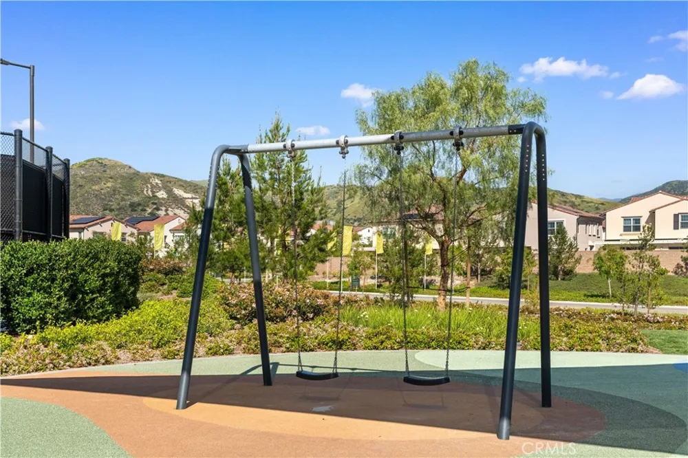 317 Brimwood Irvine, CA 92618